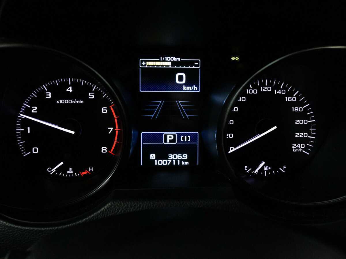 Subaru Outback с пробегом — 2018 год. Фото: #11