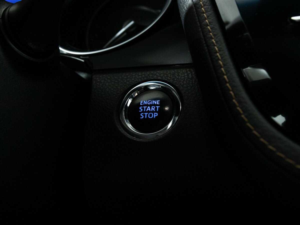 Toyota Camry с пробегом — 2018 год. Фото: #19