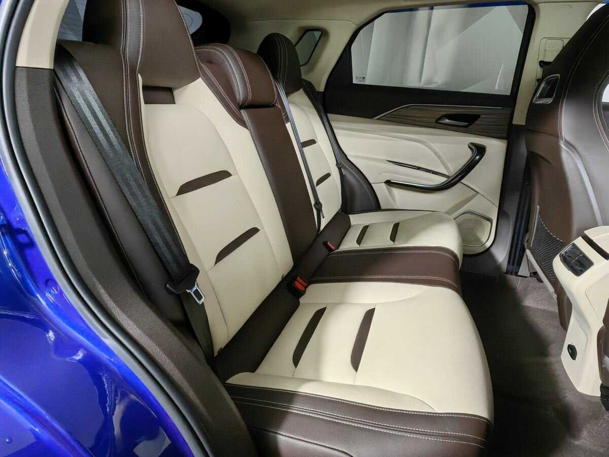 FAW Bestune T77 с пробегом — 2022 год. Фото: #11