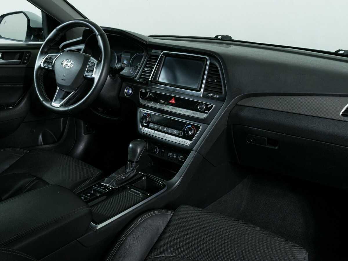 Hyundai Sonata с пробегом — 2018 год. Фото: #4