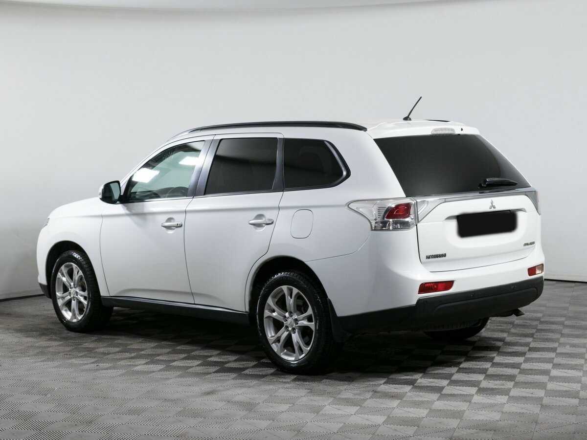 Mitsubishi Outlander с пробегом — 2013 год. Фото: #5