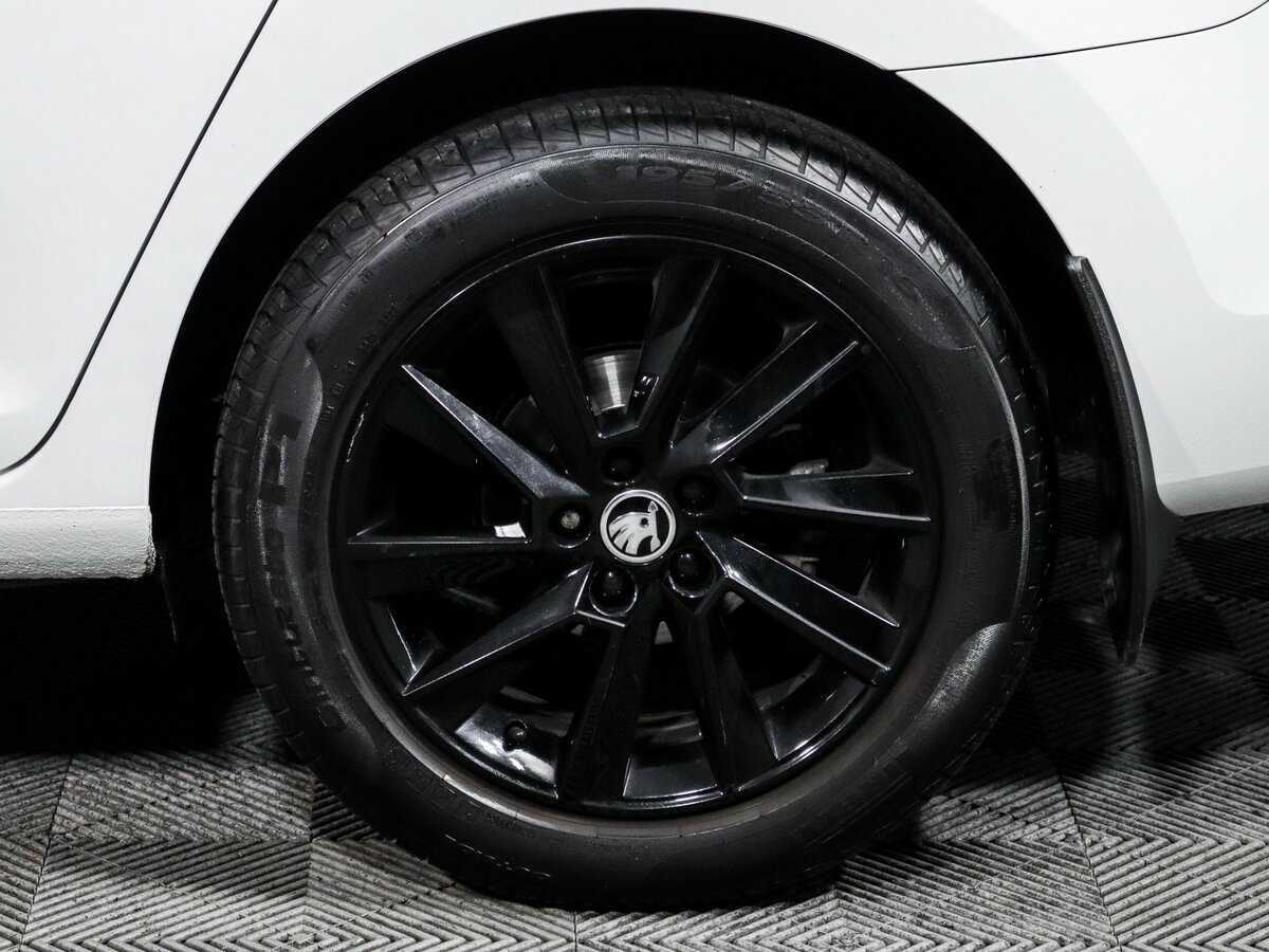Skoda Rapid с пробегом — 2022 год. Фото: #14