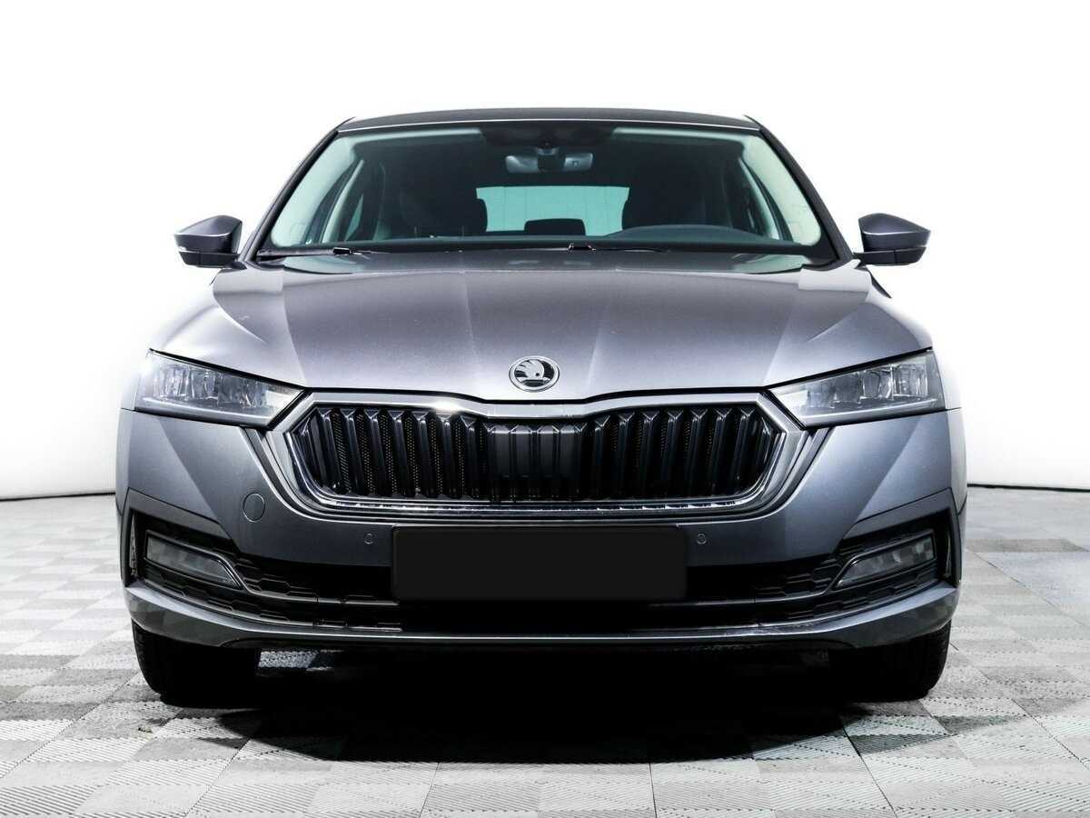 Skoda Octavia с пробегом — 2021 год. Фото: #1