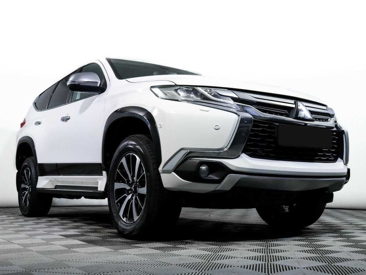 Mitsubishi Pajero Sport с пробегом — 2019 год. Фото: #18