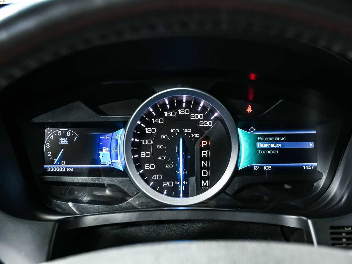 Ford Explorer с пробегом — 2014 год. Фото: #9