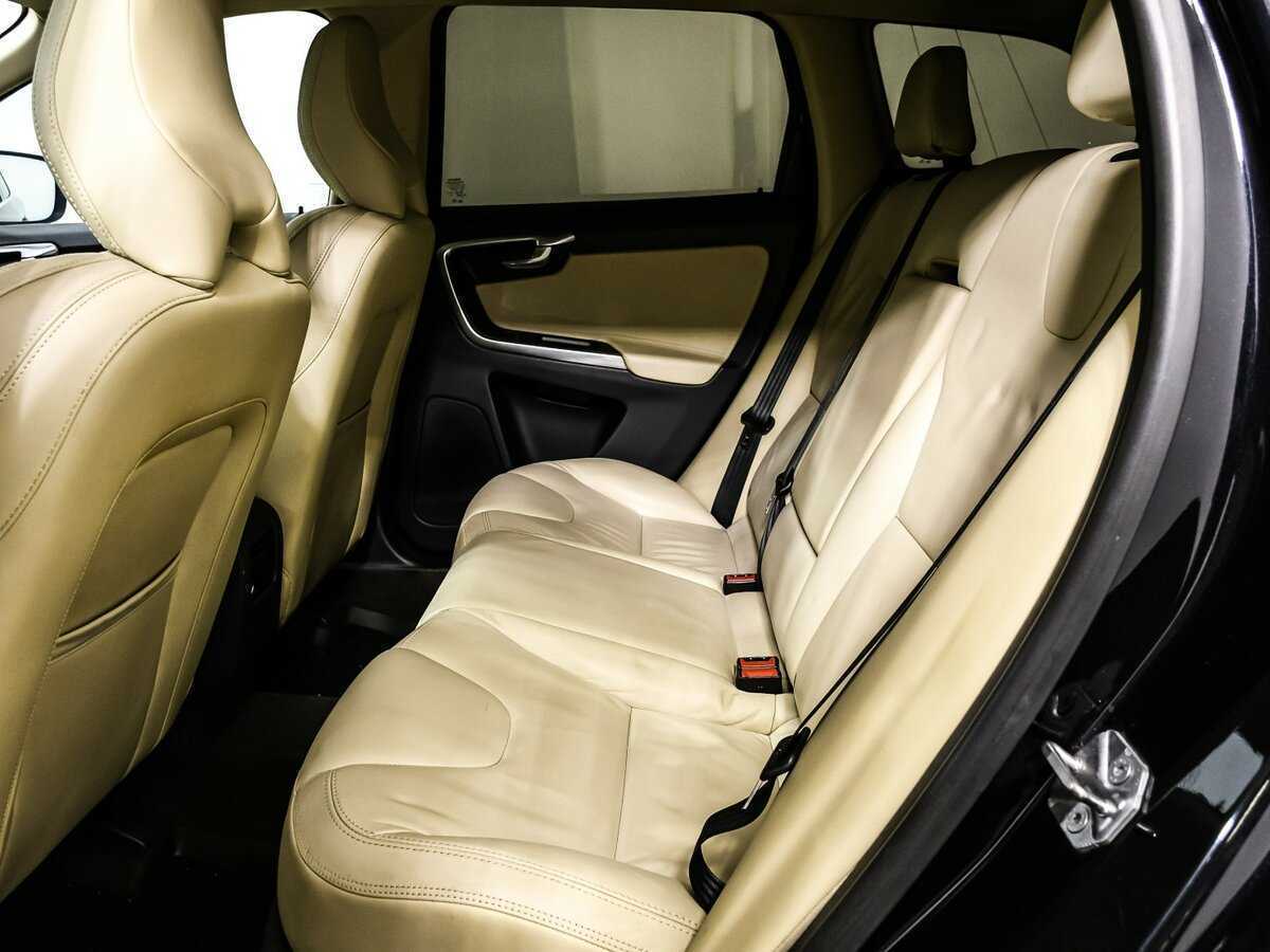 Volvo XC60 с пробегом — 2014 год. Фото: #13