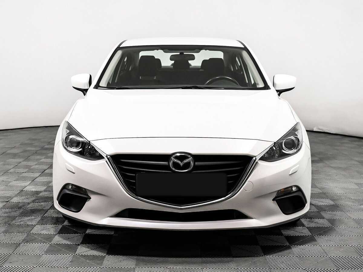 Mazda 3 с пробегом — 2013 год. Фото: #1