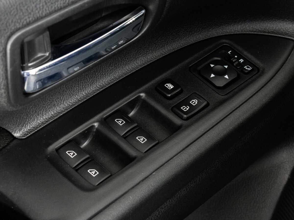 Mitsubishi Outlander с пробегом — 2021 год. Фото: #12