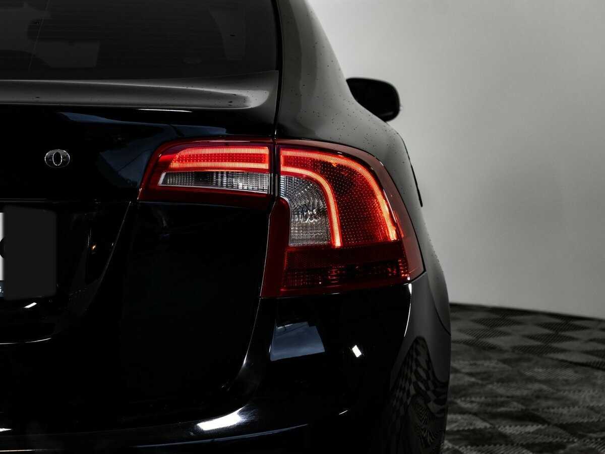 Volvo S60 с пробегом — 2012 год. Фото: #16