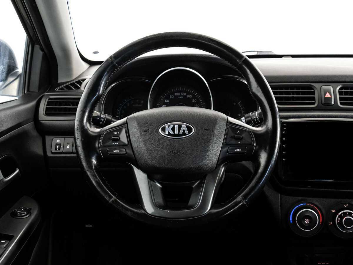 Kia Rio с пробегом — 2014 год. Фото: #8