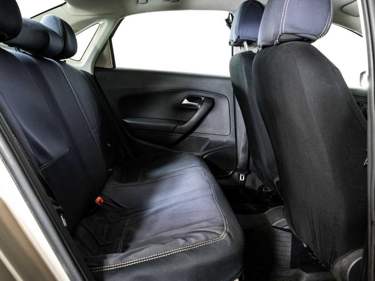 Volkswagen Polo с пробегом — 2017 год. Фото: #11