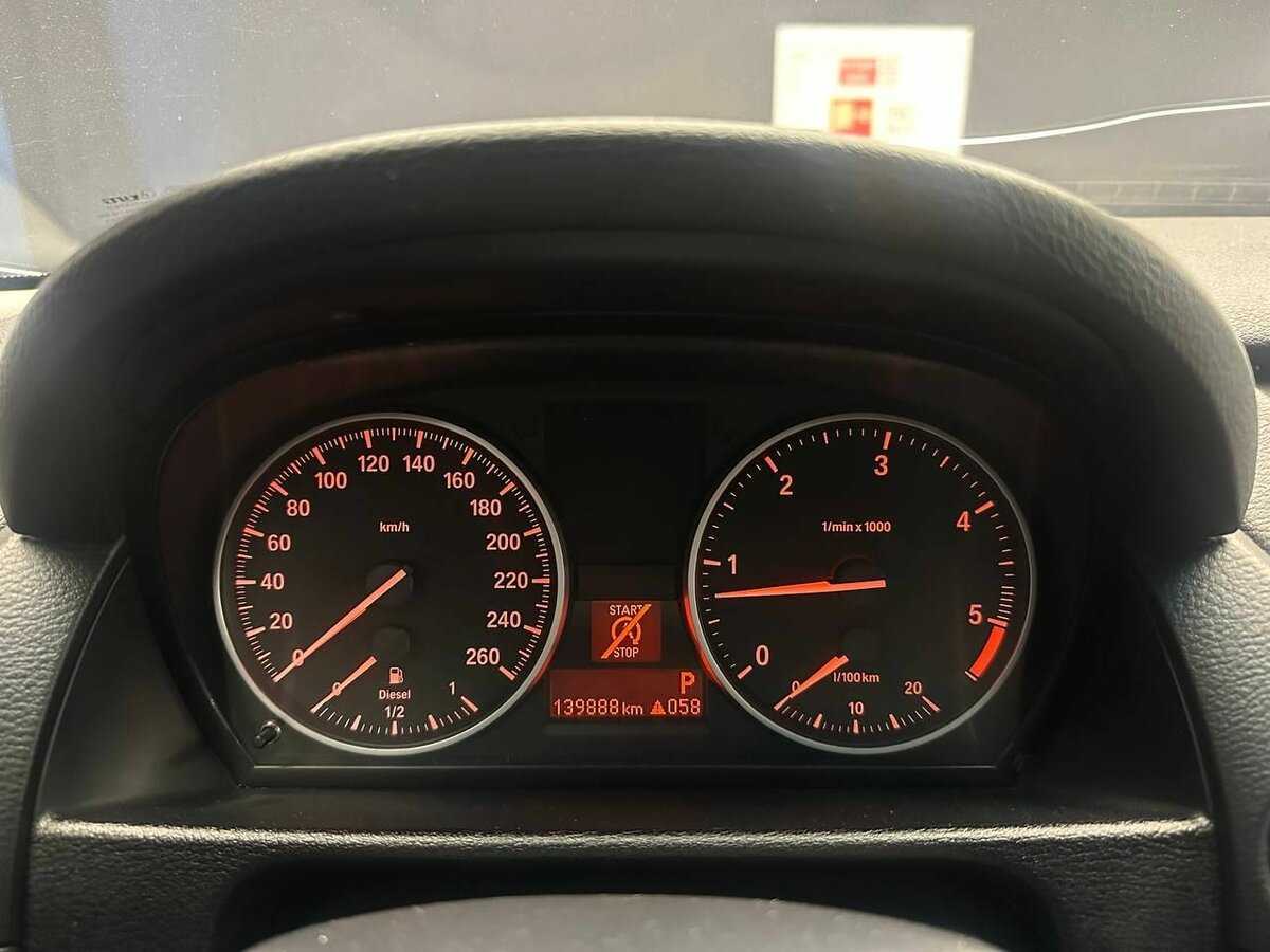 BMW X1 с пробегом — 2013 год. Фото: #6