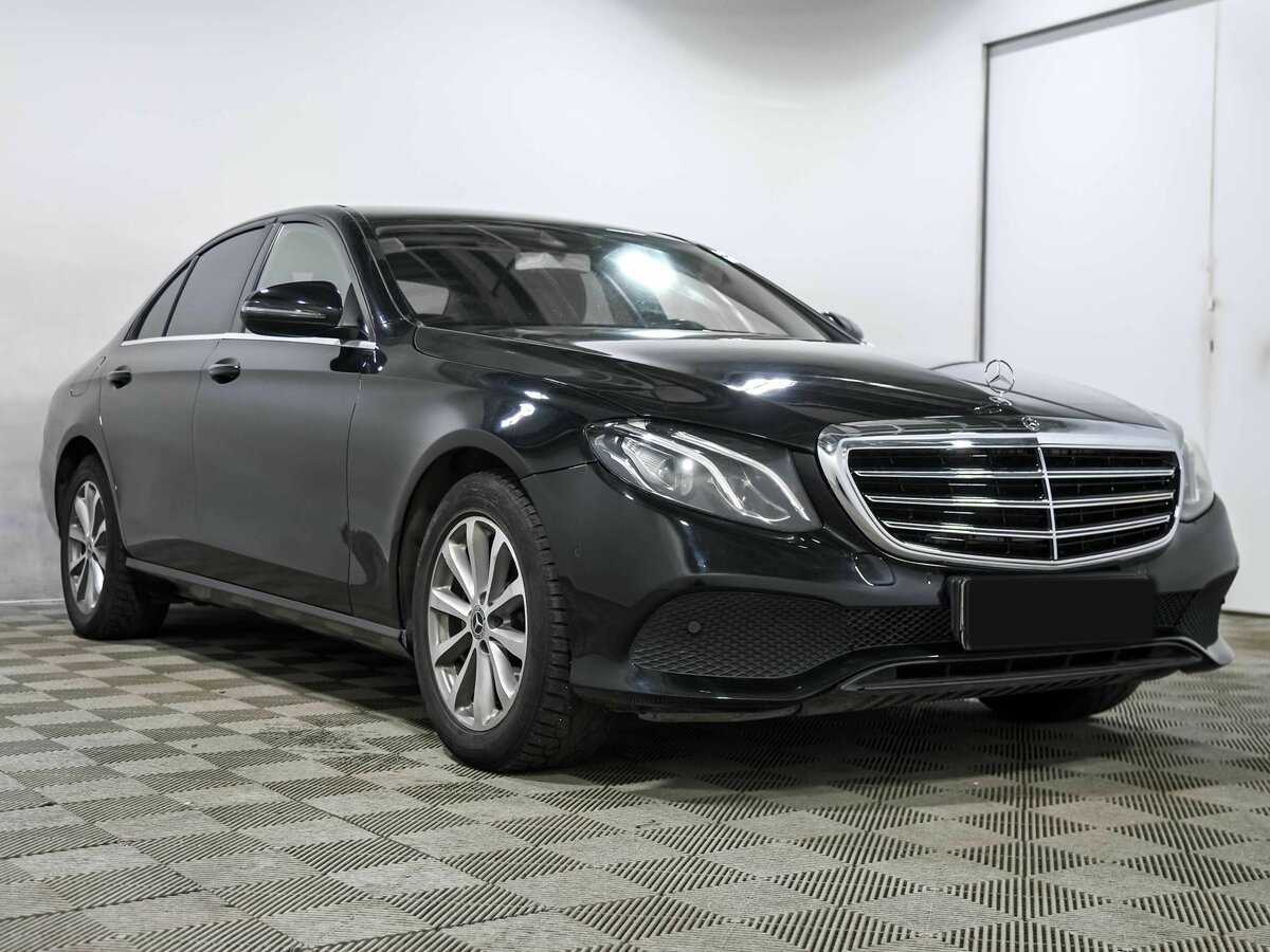 Mercedes-Benz E-Класс с пробегом — 2019 год. Фото: #2