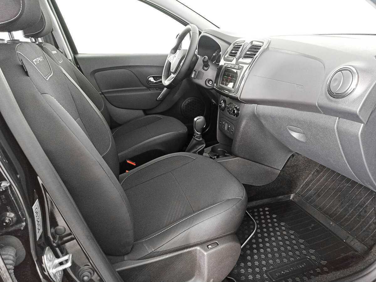 Renault Sandero с пробегом — 2021 год. Фото: #9