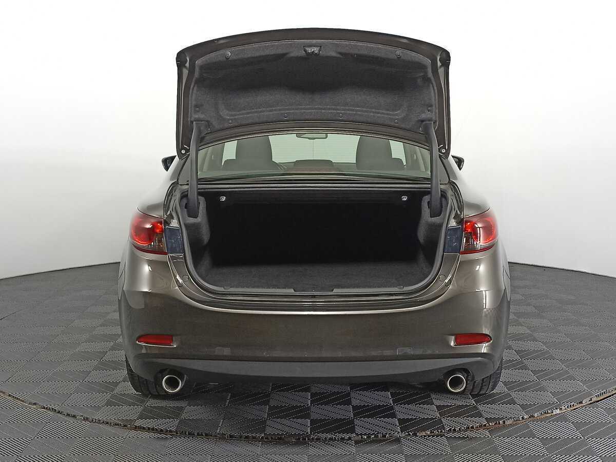 Mazda 6 с пробегом — 2015 год. Фото: #7