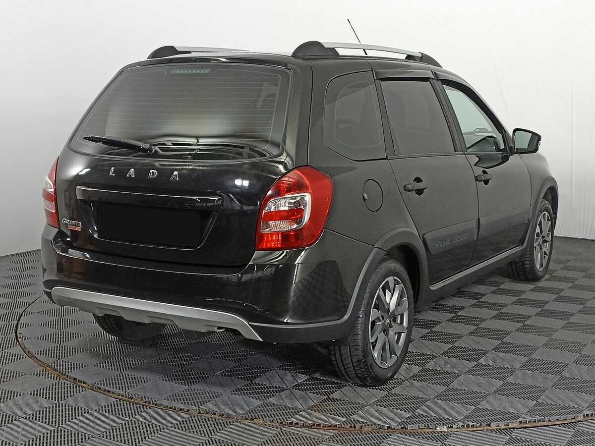 Lada (ВАЗ) Granta с пробегом — 2023 год. Фото: #4