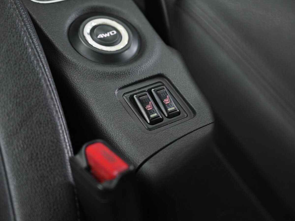 Mitsubishi Outlander с пробегом — 2012 год. Фото: #10