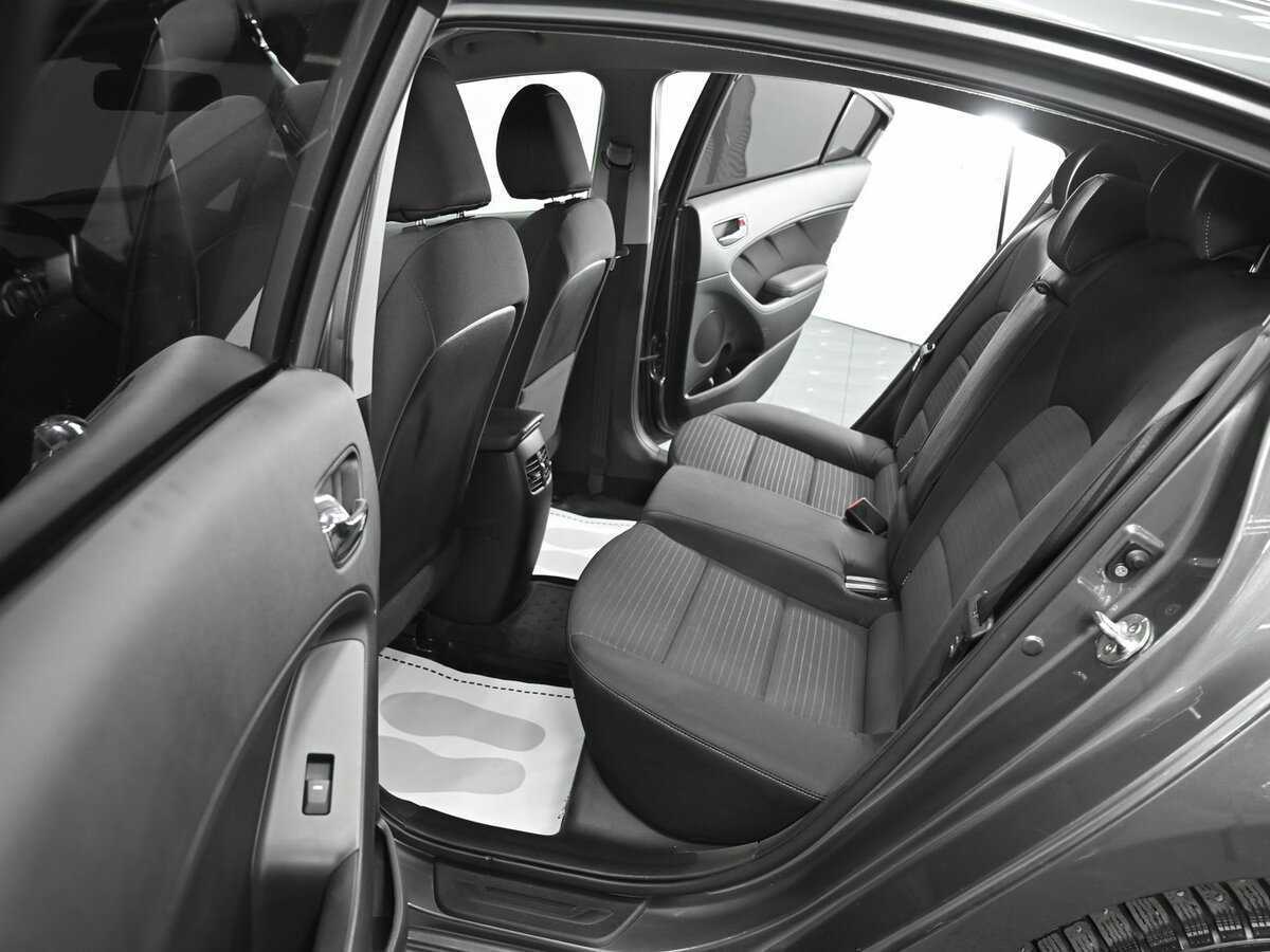 Kia Cerato с пробегом — 2018 год. Фото: #18