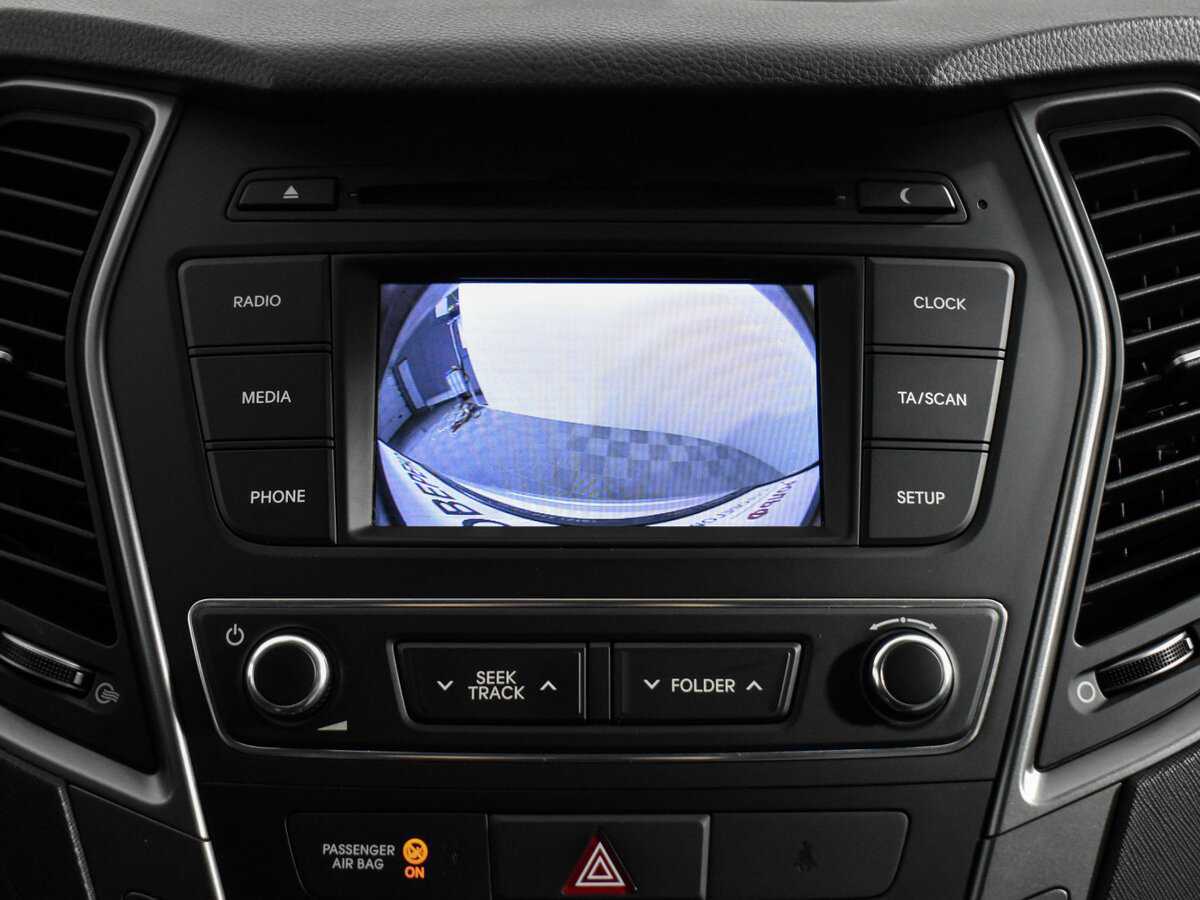 Hyundai Santa Fe с пробегом — 2016 год. Фото: #16