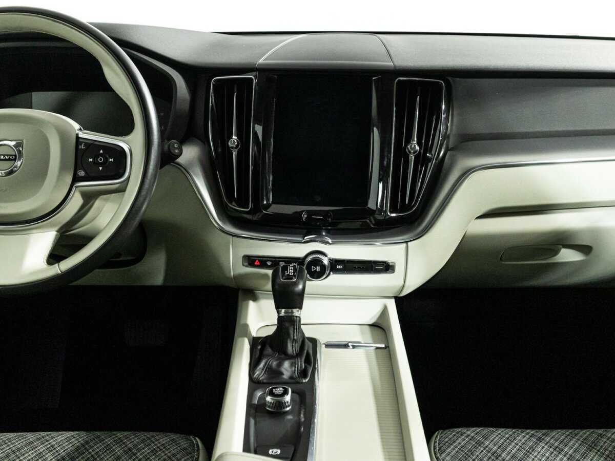 Volvo XC60 с пробегом — 2019 год. Фото: #13