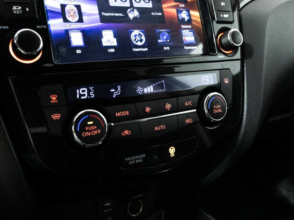 Nissan X-Trail с пробегом — 2015 год. Фото: #17