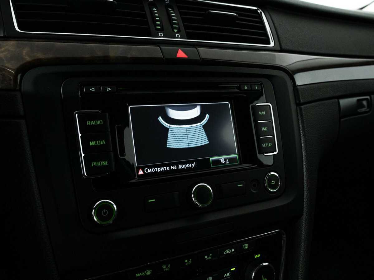 Skoda Superb с пробегом — 2013 год. Фото: #15