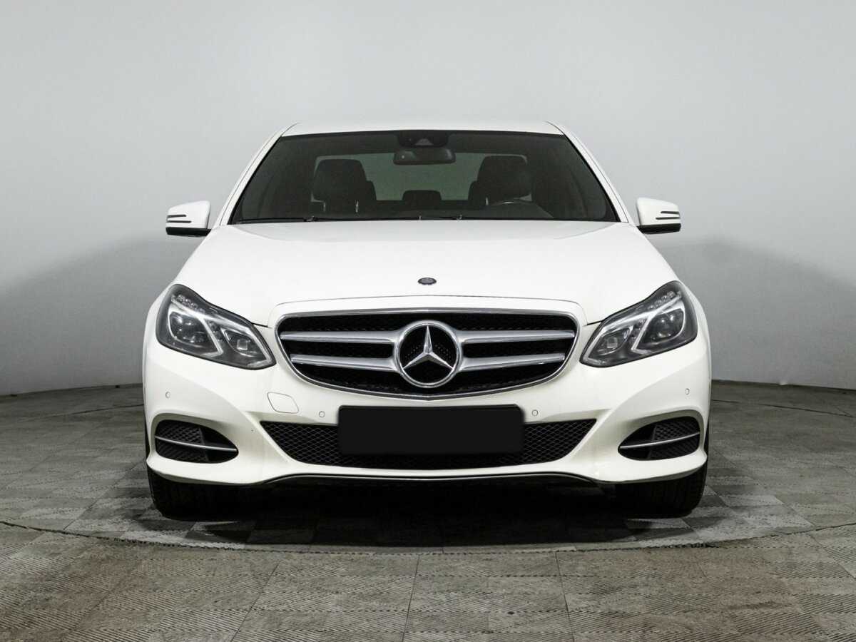 Mercedes-Benz E-Класс с пробегом — 2013 год. Фото: #1