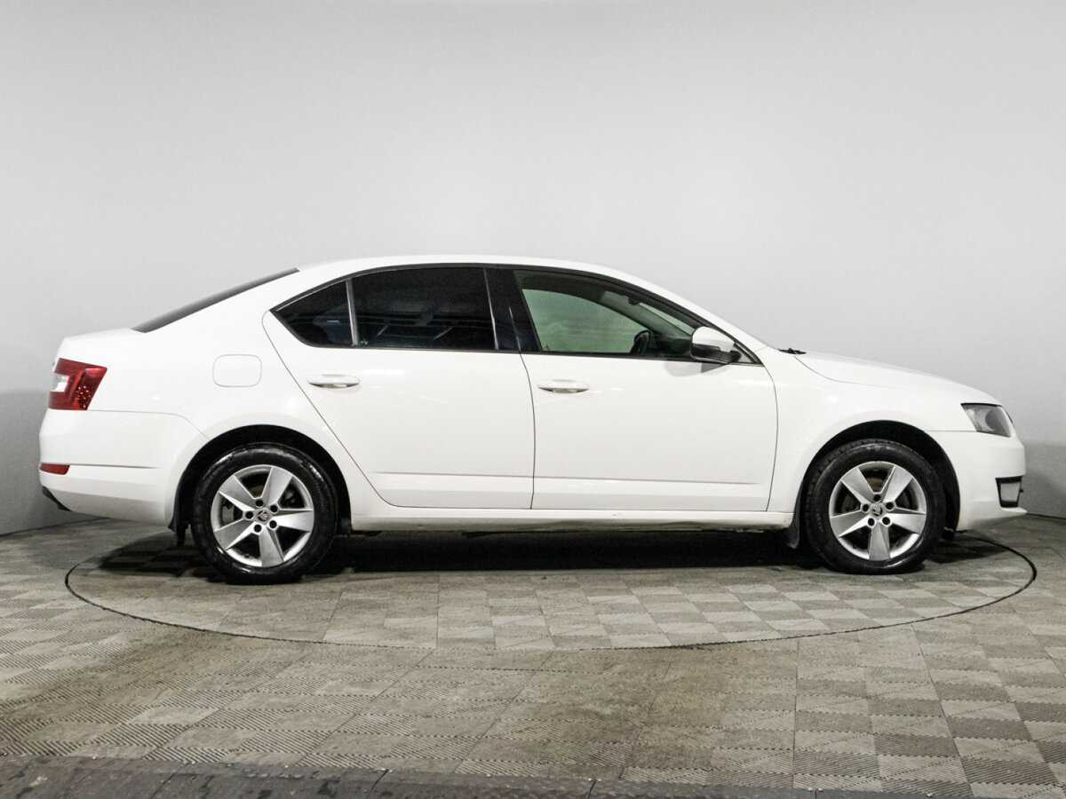 Skoda Octavia с пробегом — 2014 год. Фото: #3