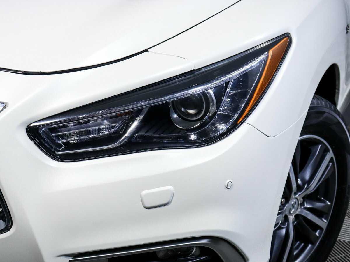 Infiniti QX60 с пробегом — 2016 год. Фото: #15