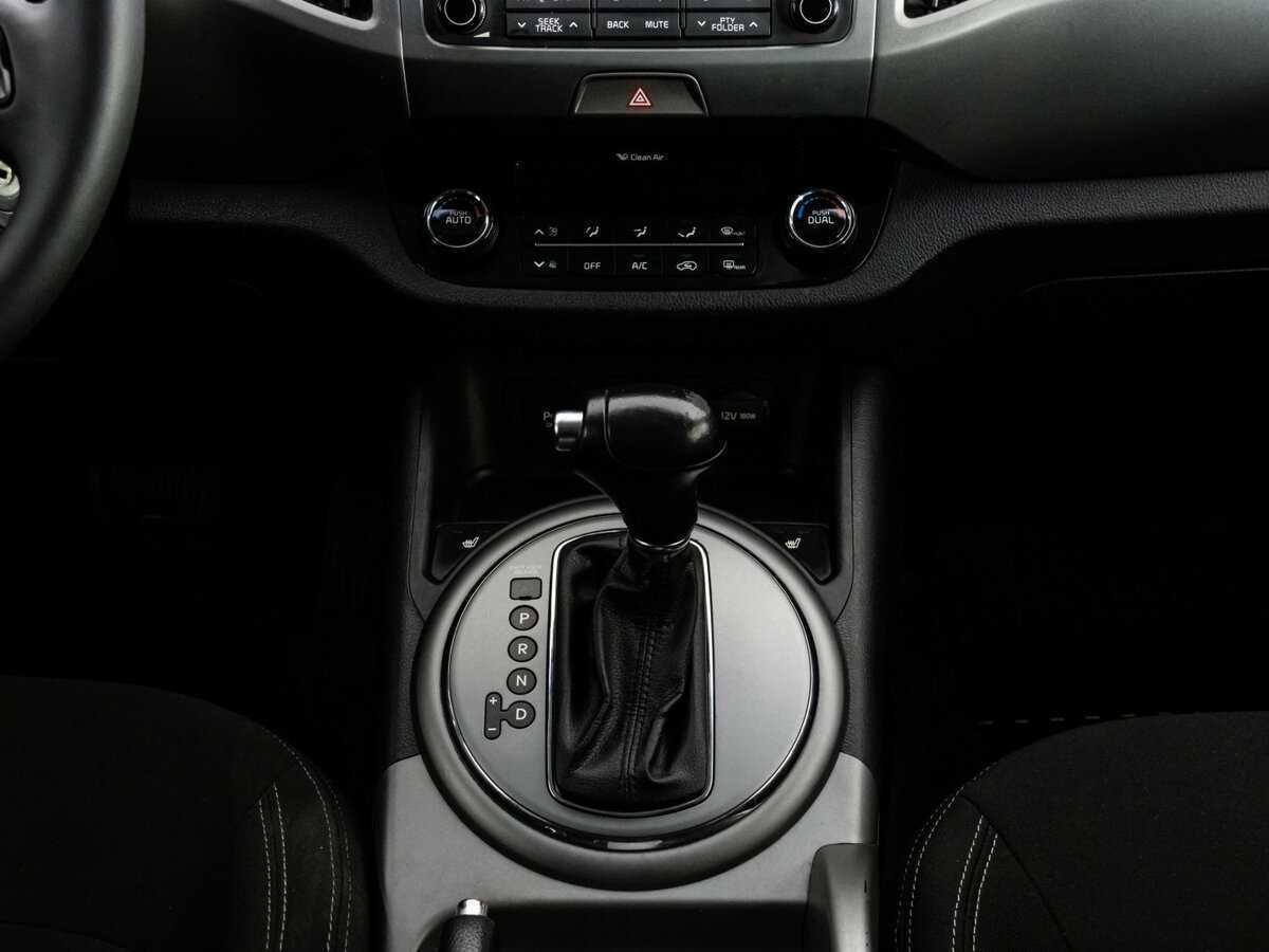 Kia Sportage с пробегом — 2015 год. Фото: #11