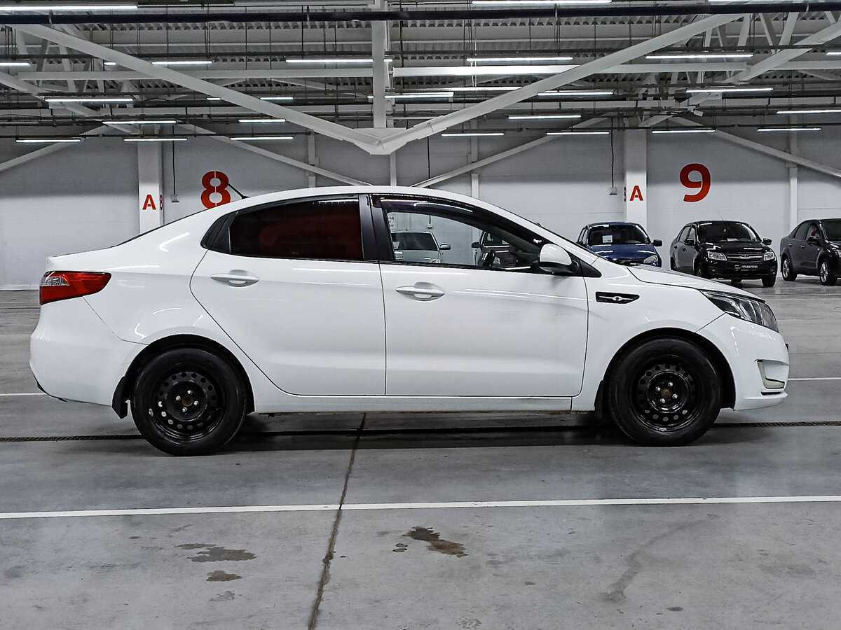 Kia Rio с пробегом — 2014 год. Фото: #3