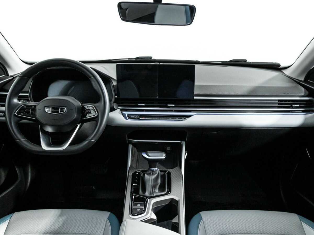 Geely Emgrand с пробегом — 2023 год. Фото: #12