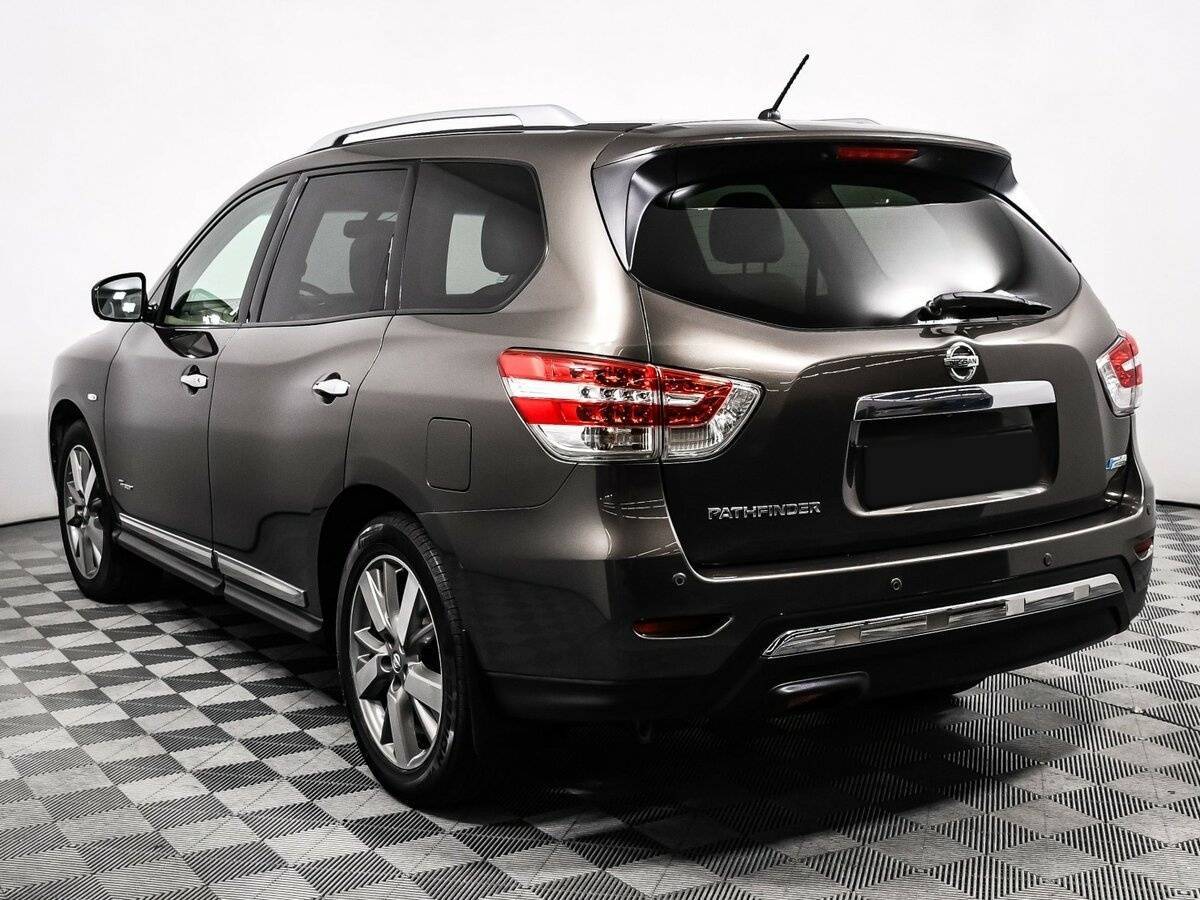 Nissan Pathfinder с пробегом — 2014 год. Фото: #6