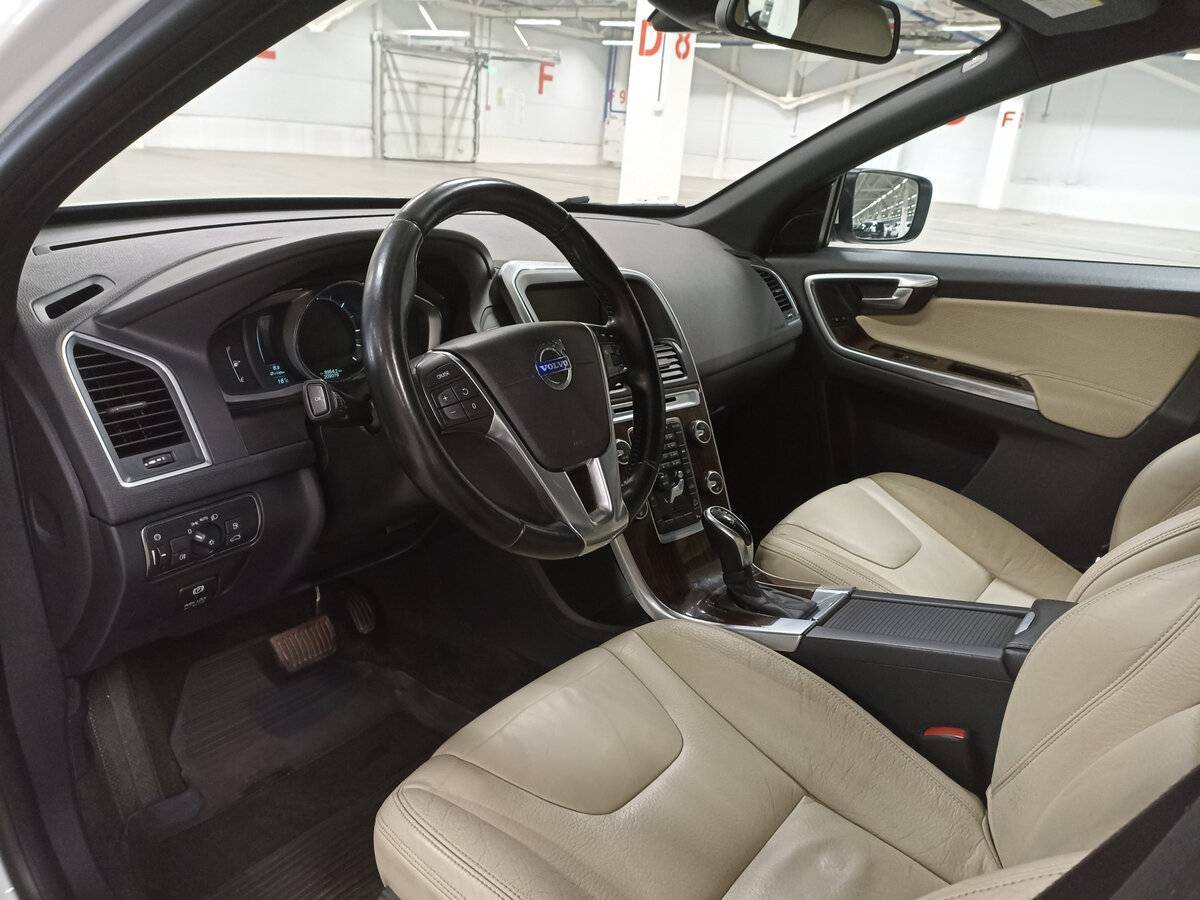 Volvo XC60 с пробегом — 2013 год. Фото: #15