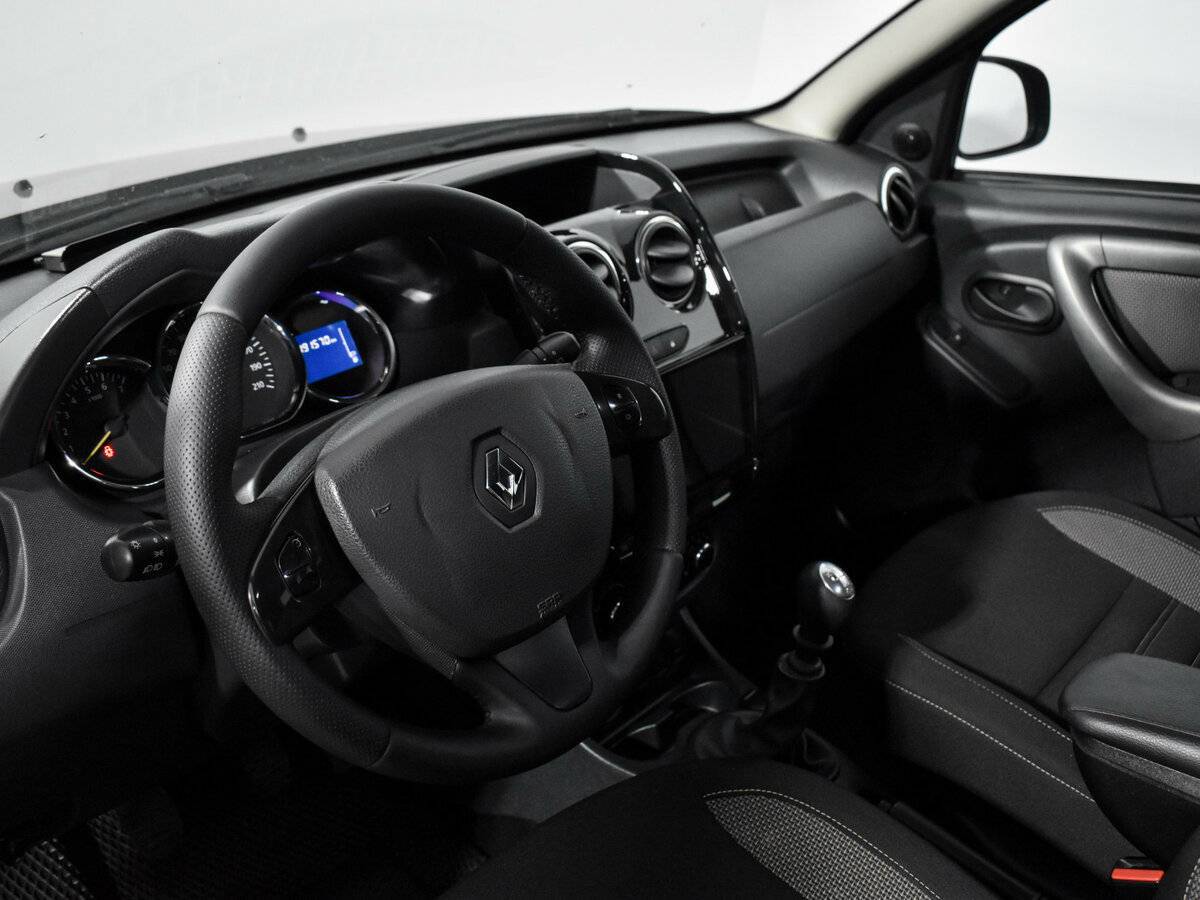 Renault Duster с пробегом — 2017 год. Фото: #8