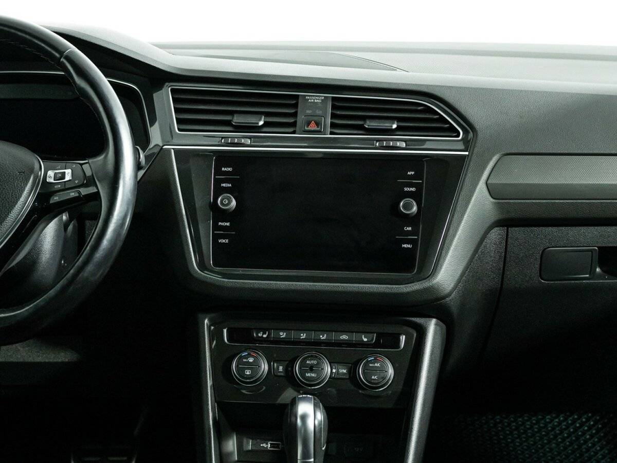 Volkswagen Tiguan с пробегом — 2018 год. Фото: #13