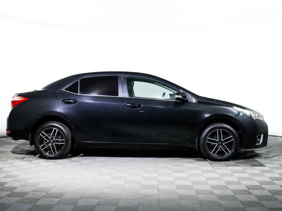 Toyota Corolla с пробегом — 2014 год. Фото: #3