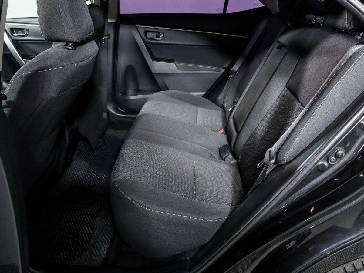 Toyota Corolla с пробегом — 2014 год. Фото: #6