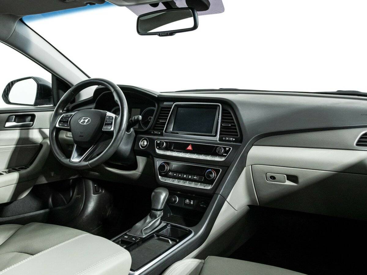 Hyundai Sonata с пробегом — 2018 год. Фото: #8