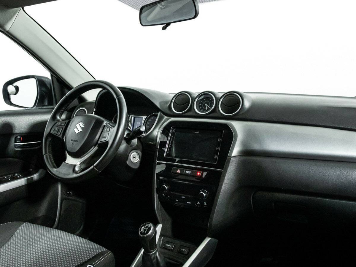 Suzuki Vitara с пробегом — 2016 год. Фото: #8