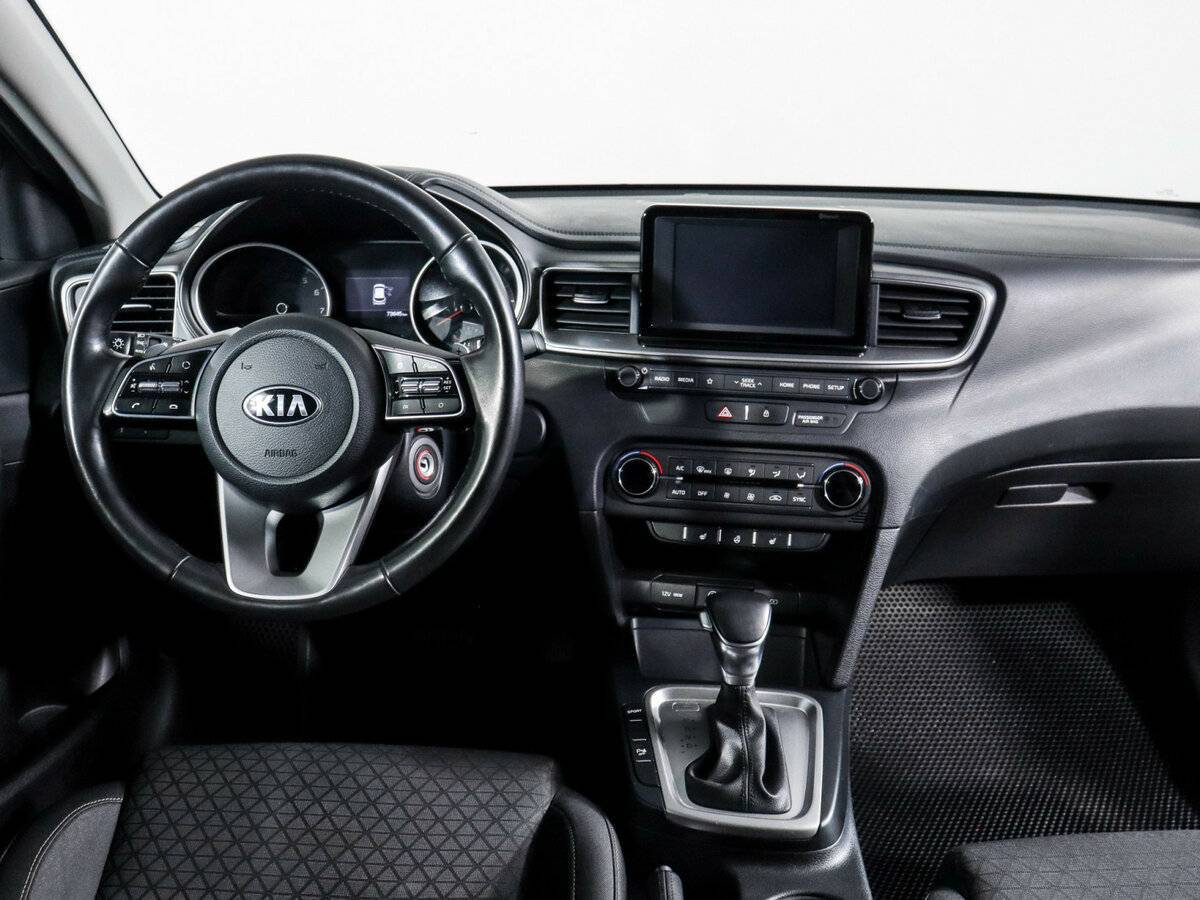 Kia Ceed с пробегом — 2019 год. Фото: #11