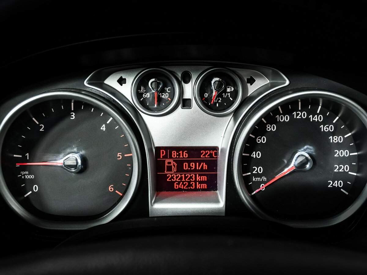 Ford Kuga с пробегом — 2012 год. Фото: #9