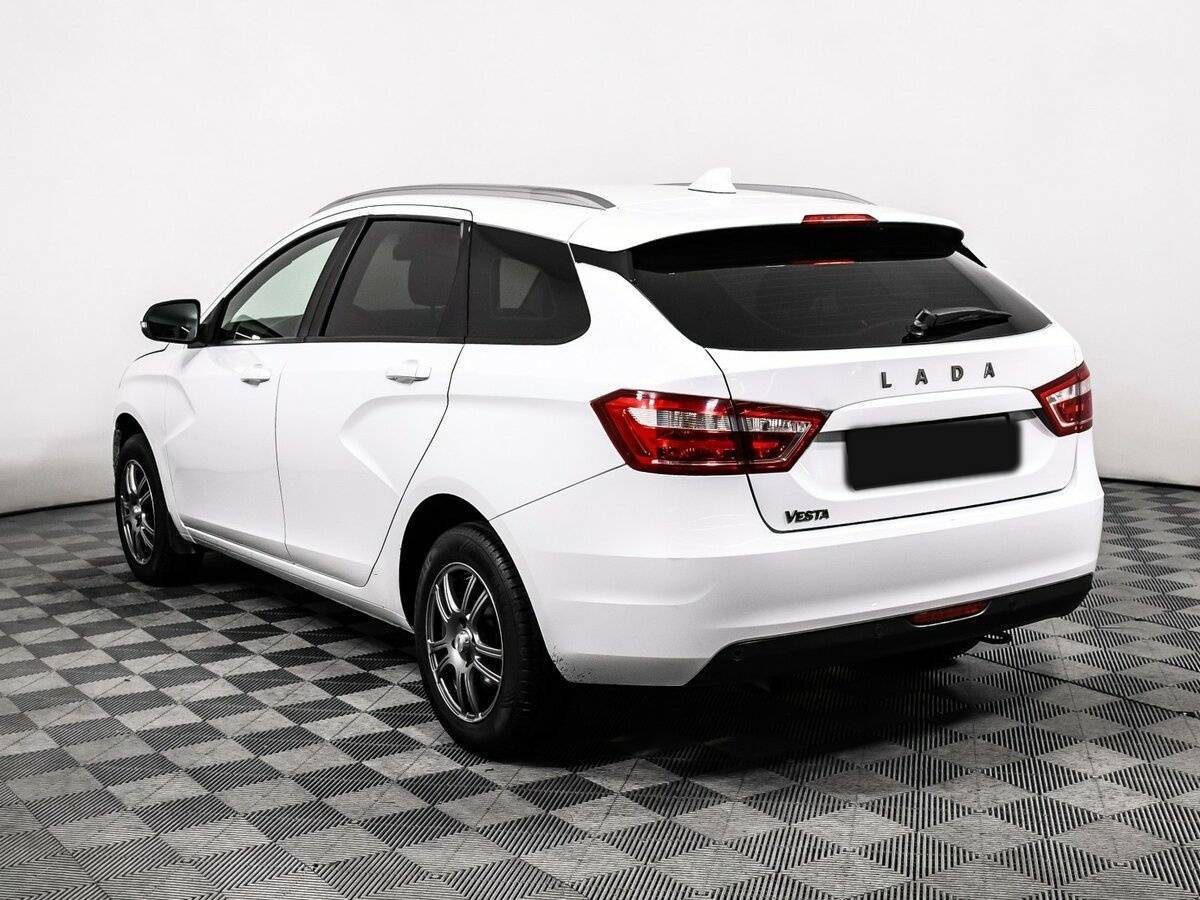 Lada (ВАЗ) Vesta с пробегом — 2020 год. Фото: #6