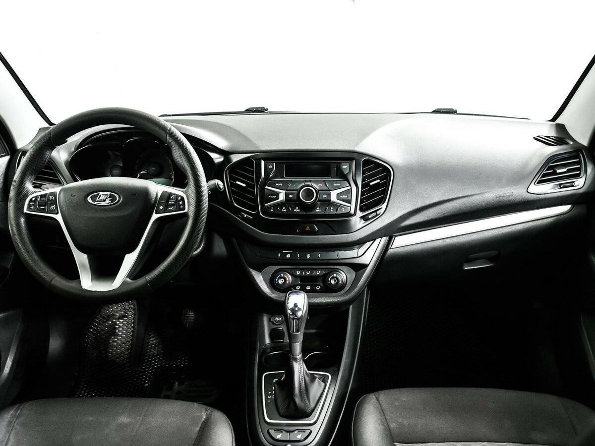 Lada (ВАЗ) Vesta с пробегом — 2020 год. Фото: #10