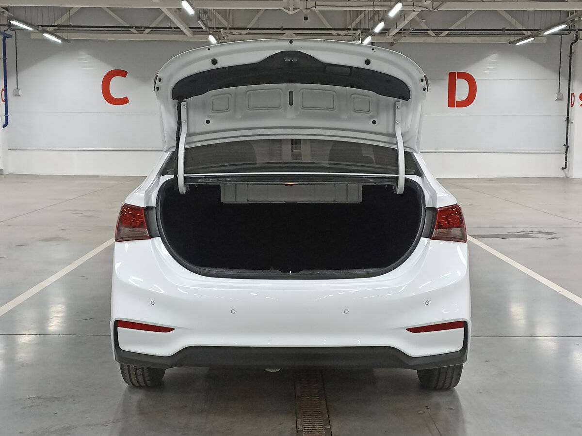 Hyundai Solaris с пробегом — 2019 год. Фото: #9