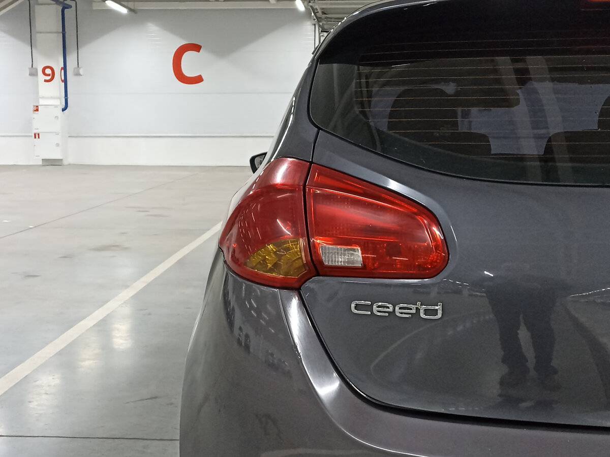 Kia Ceed с пробегом — 2012 год. Фото: #8