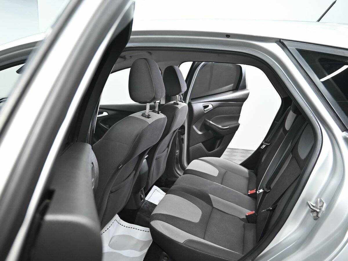 Ford Focus с пробегом — 2014 год. Фото: #13