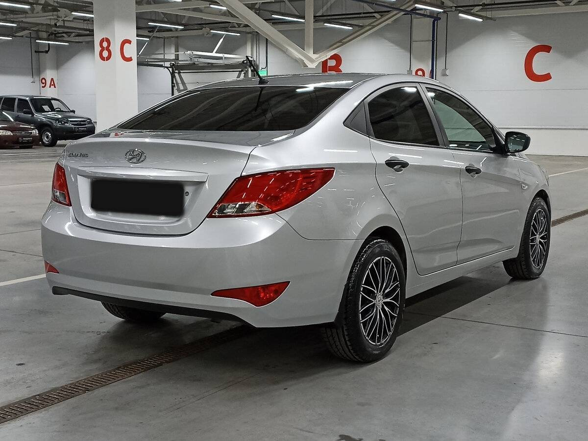 Hyundai Solaris с пробегом — 2016 год. Фото: #4