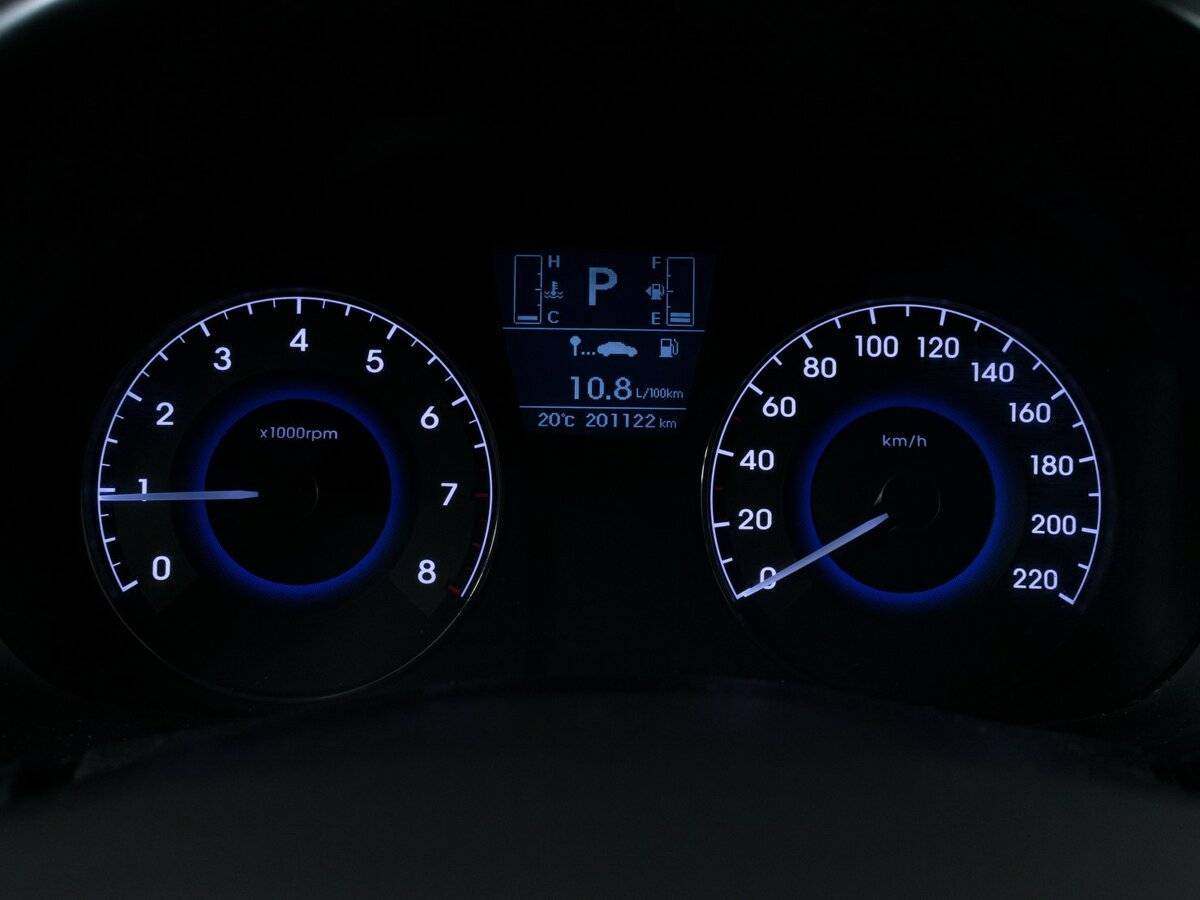 Hyundai Solaris с пробегом — 2014 год. Фото: #10