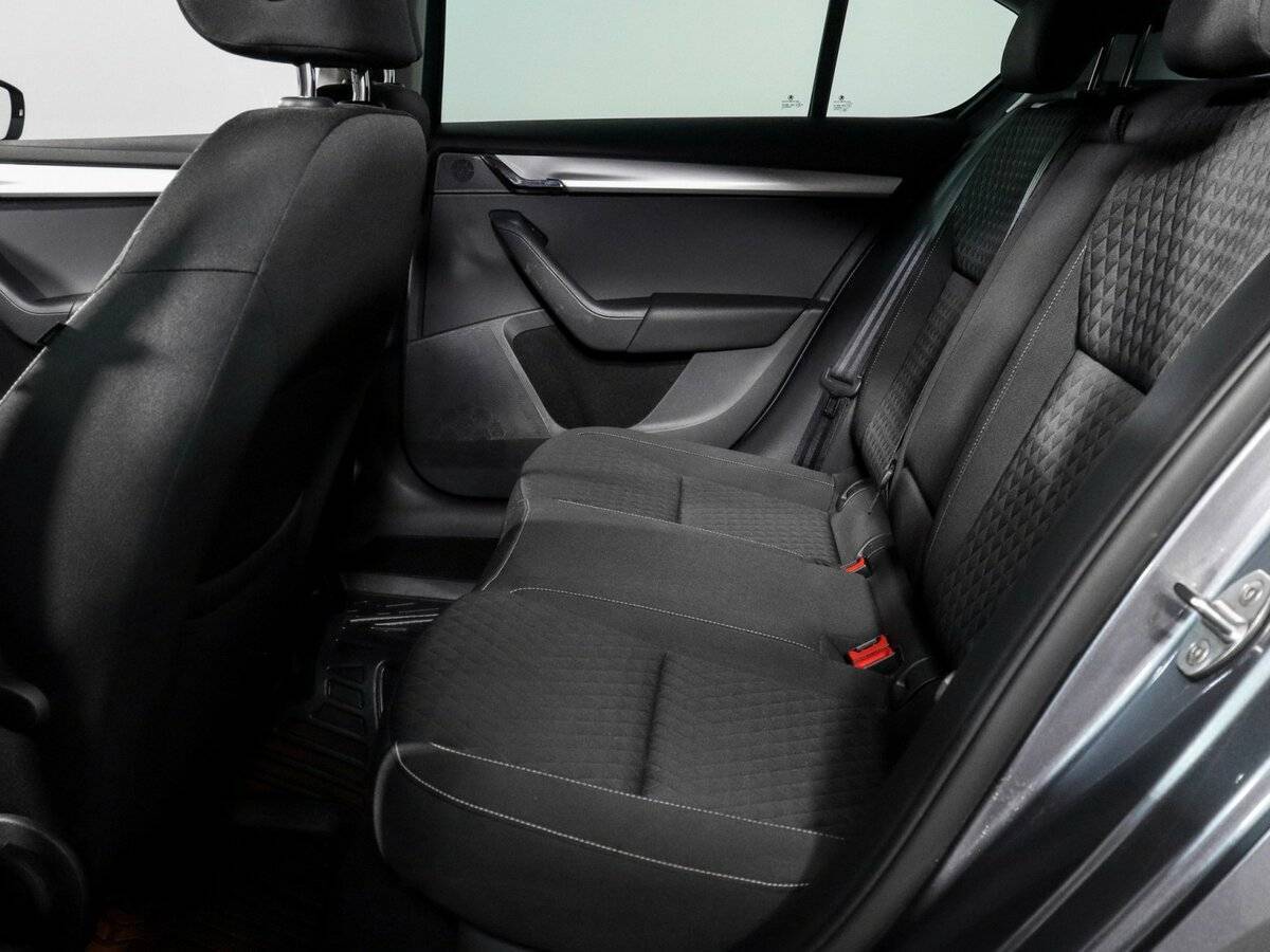 Skoda Octavia с пробегом — 2016 год. Фото: #5